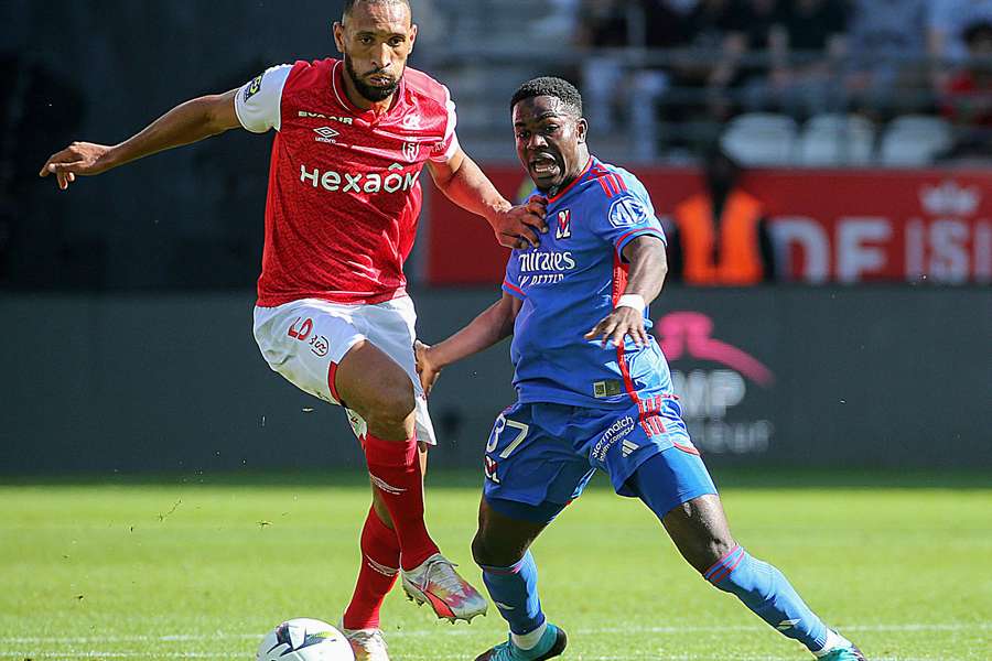 Ernest Nuamah em ação pelo Lyon