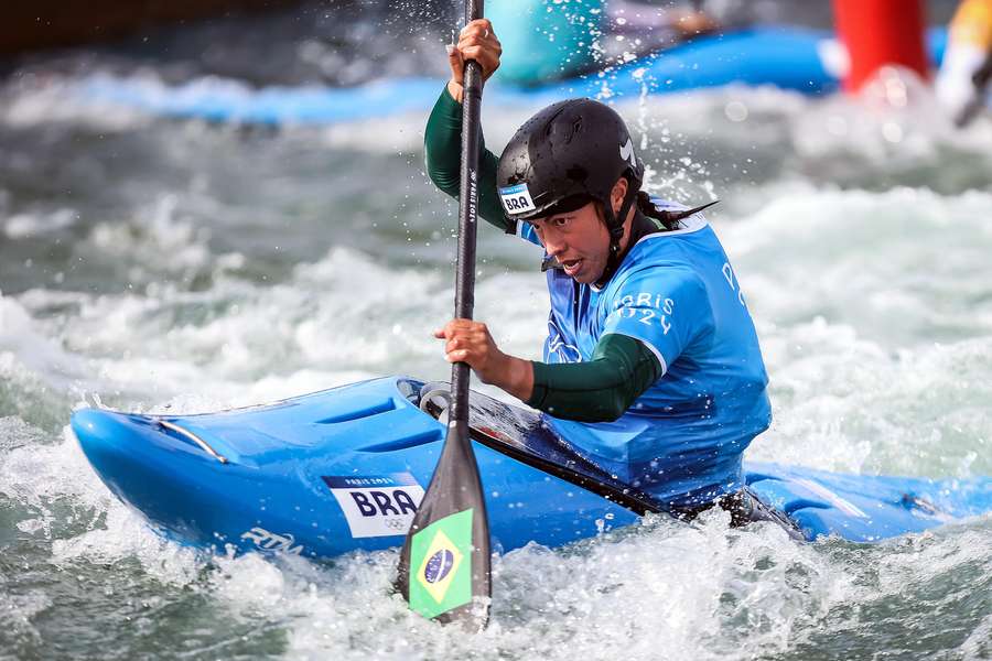 Ana Sátila se garantiu nas quartas do caiaque cross