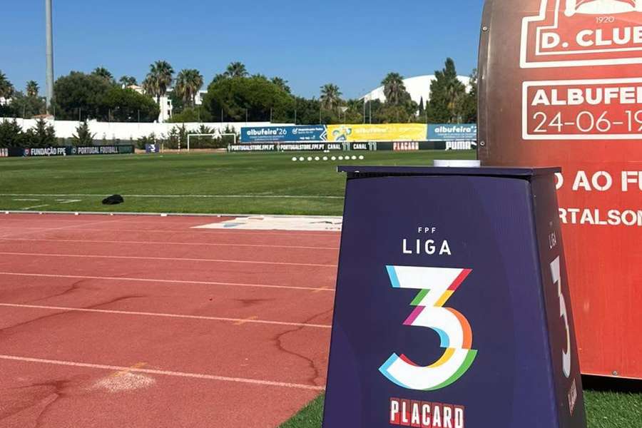Louletano-Belenenses joga-se às 17:15