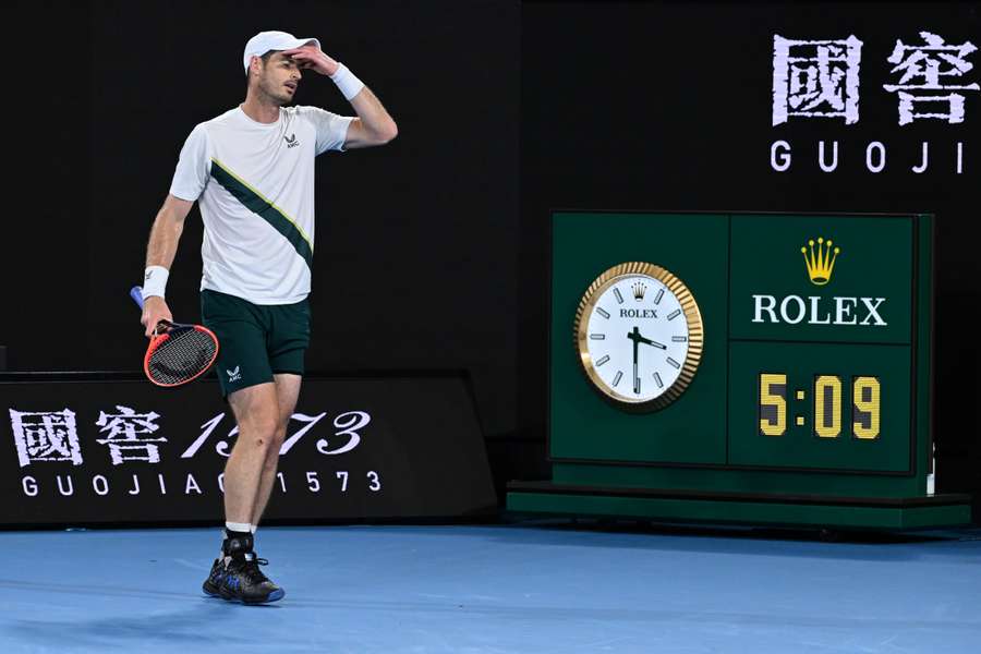 Andy Murray celebrou o triunfo numa partida que durou mais do que cinco horas