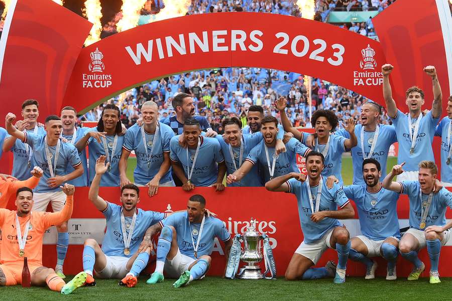 Úřadujícím šampionem FA Cupu je Manchester City, ve finále porazil rivala United 2:1. Úřadujícím šampionem FA Cupu je Manchester City, ve finále porazil rivala United 2:1.