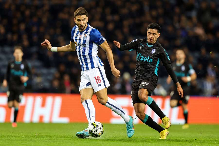 Grujic deverá ser titular em San Siro