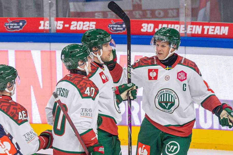 Frolunda celebrate scoring against Eisbaren Berlin