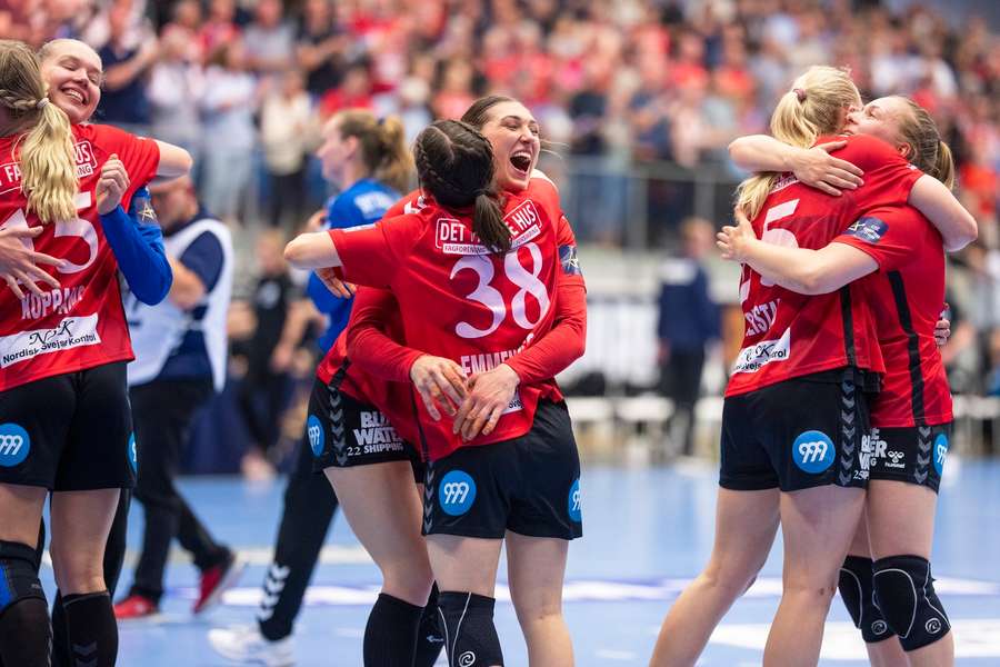 Team Esbjerg celebrates their win in Norway