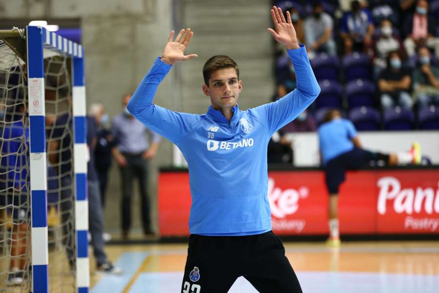 Diogo Rêma vai ter nova oportunidade no plantel azul e branco
