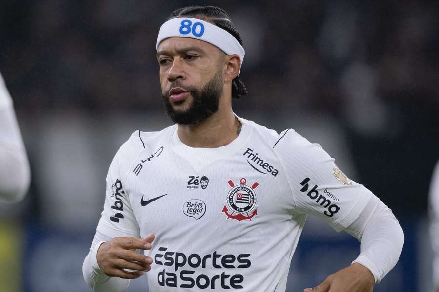 Memphis Depay está próximo de renovar o contrato com o Corinthians Memphis Depay está próximo de renovar o contrato com o Corinthians