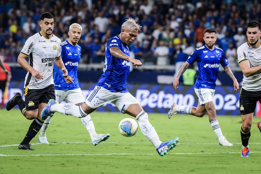 O Cruzeiro sofreu por não abrir uma vantagem no primeiro tempo