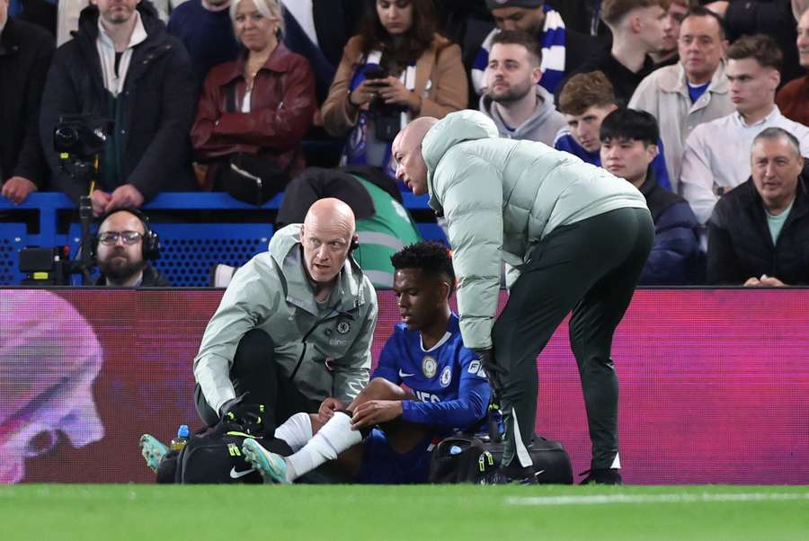 Rosenior: Estevao devastated; he was in tears Rosenior: Estevao devastated; he was in tears