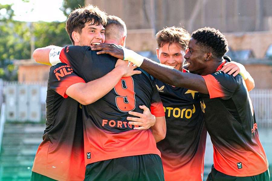 Rezerva Slavie porazila Třinec 3:2. Rezerva Slavie porazila Třinec 3:2.