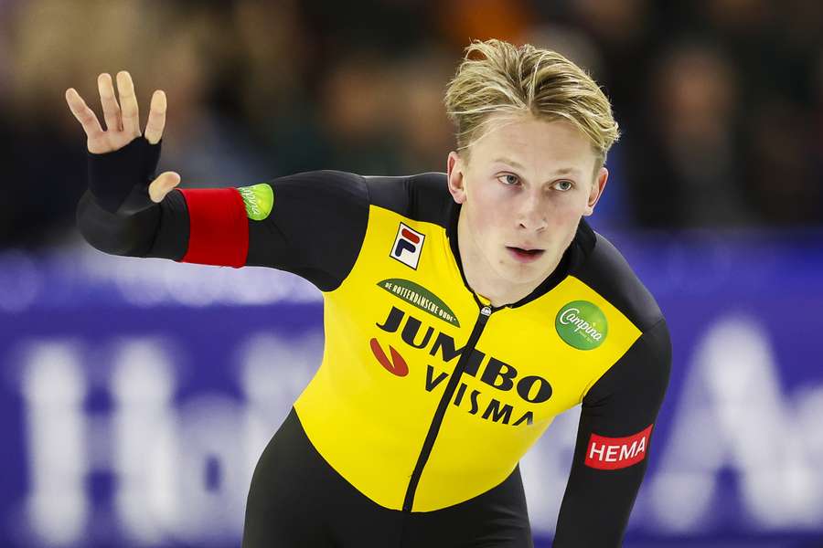 Merijn Scheperkamp is na één afstand de koploper in het NK Sprint