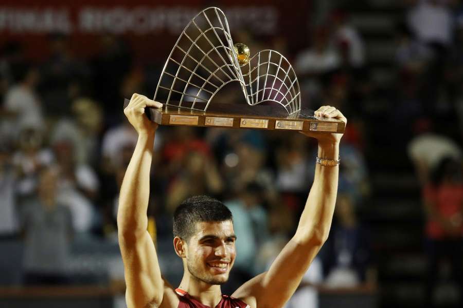 Alcaraz chega como grande favorito ao bicampeonato no Rio