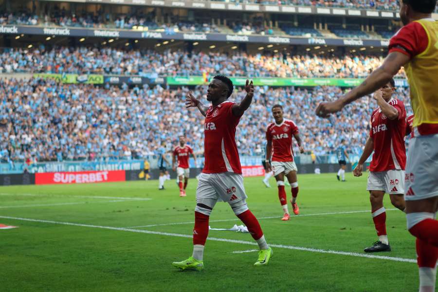 Carbonero foi um dos destaques da vitória do Inter Carbonero foi um dos destaques da vitória do Inter