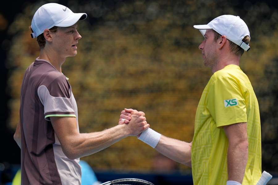 Jannik Sinner en Botic van de Zandschulp kwamen elkaar recent nog tegen in de eerste ronde van de Australian Open
