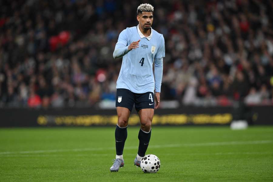 Araujo está entre los convocados Araujo está entre los convocados