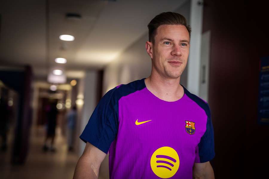 Ter Stegen, el día de los reconocimientos médicos en el Barcelona, con una sonrisa que no tardó en borrarse de su rostro