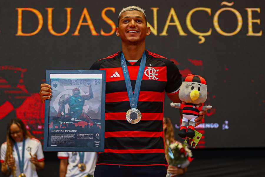 Isaquias Queiroz não seguirá no Flamengo no ciclo de Los Angeles-2028