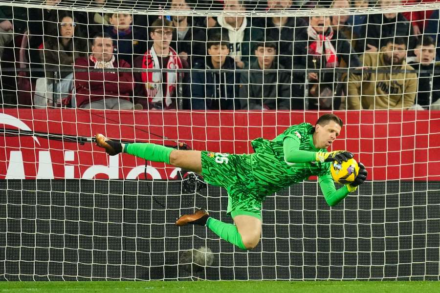 Szczesny é atualmente a primeira escolha de Hansi Flick