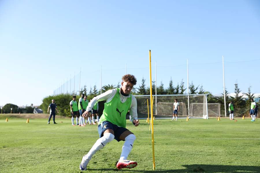 Diogo Travassos  no treino de Portugal