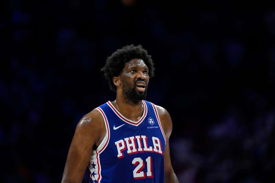 Embiid má vo Philadelphii zmluvu do roku 2029.