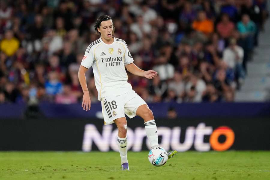 Carreras, durante el partido ante el Levante