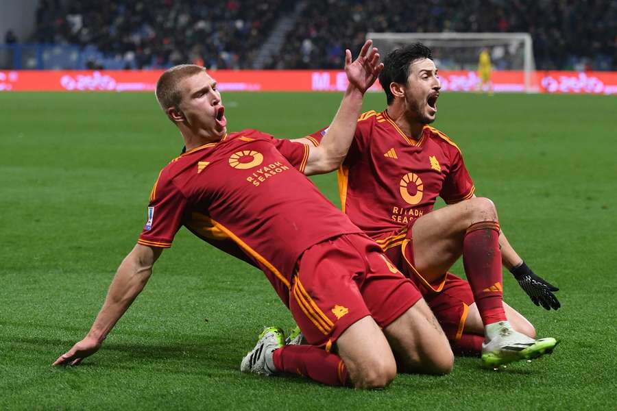 Rasmus Nissen hjælper Roma til comeback-sejr