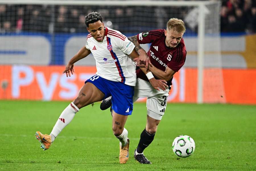 Jaroslav Zelený proti Rakówu nevypustil jediný souboj. Jaroslav Zelený proti Rakówu nevypustil jediný souboj.