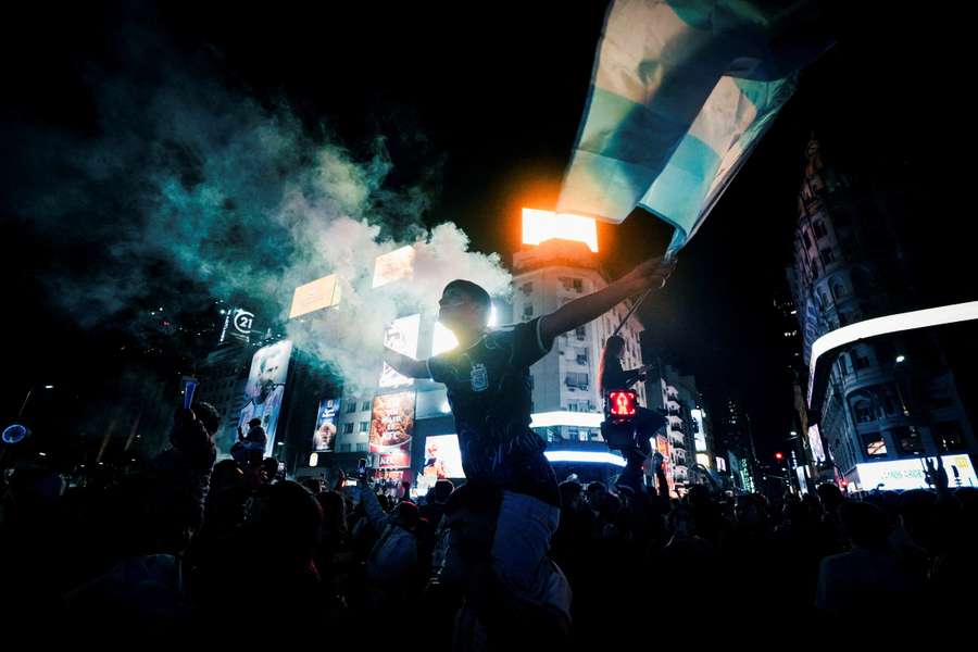 Adeptos da Argentina no apoio à equipa Adeptos da Argentina no apoio à equipa