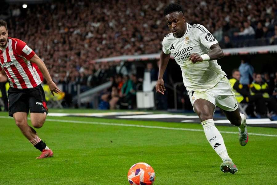 Vinicius Jr commits to new Real Madrid contract