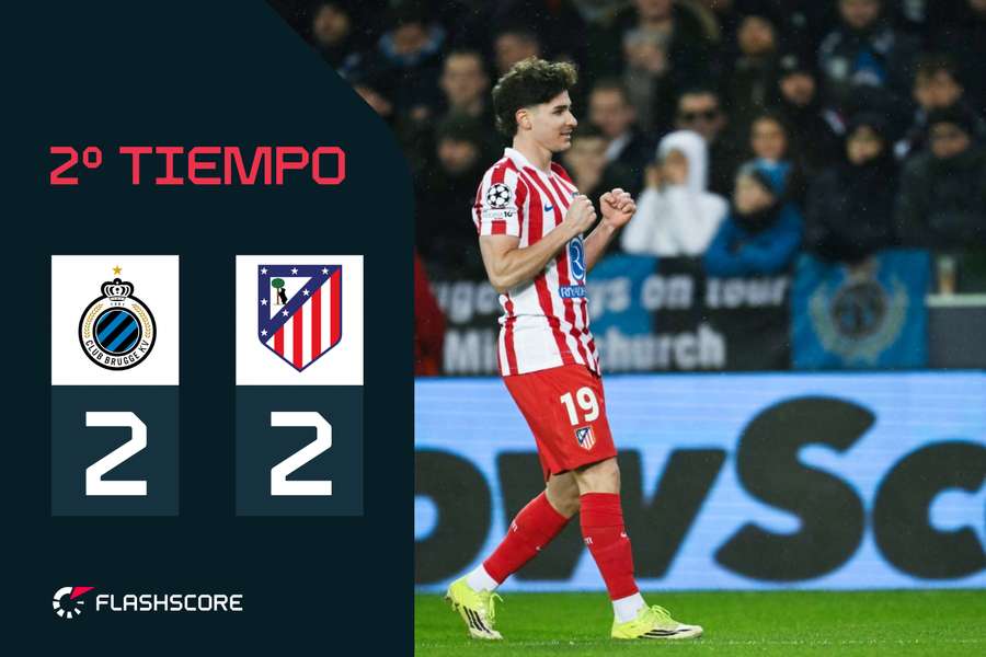 Julián Álvarez celebra su gol