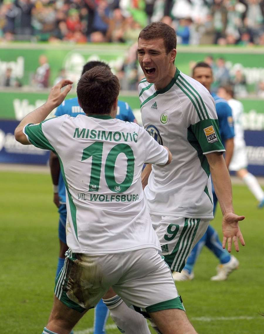 Misimovic playing alongside Dzeko in Wolfsburg. Misimovic playing alongside Dzeko in Wolfsburg.