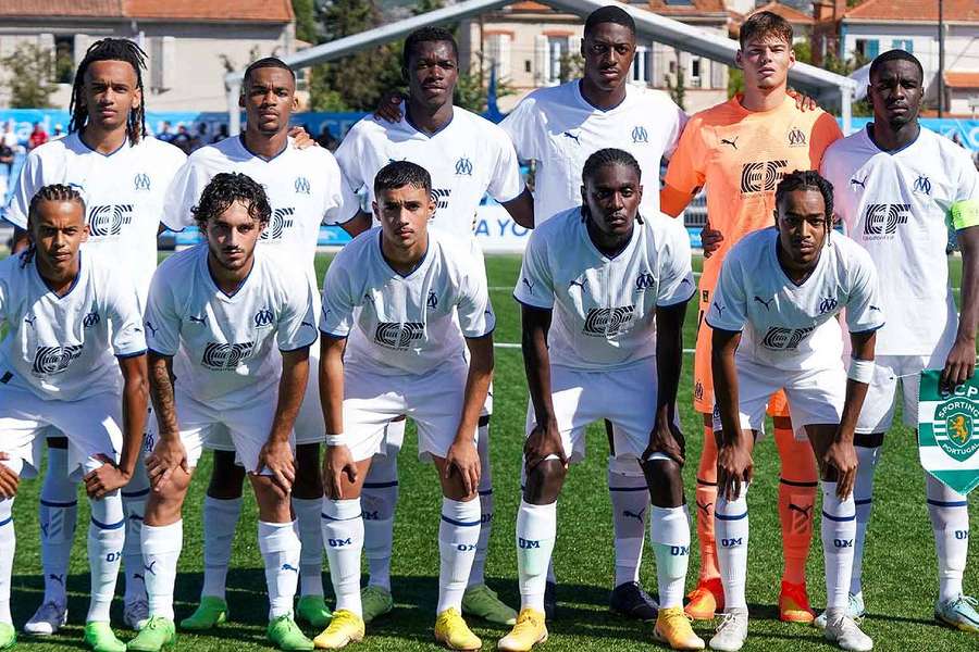 Les U19 marseillais avant le début de la rencontre cet après-midi à 14h00.