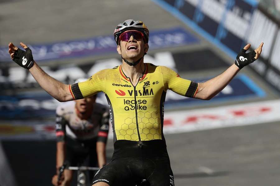 Van Aert venceu nona etapa