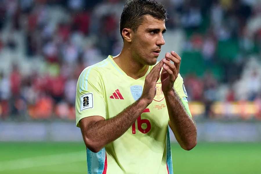 Rodri Hernández, médio internacional espanhol