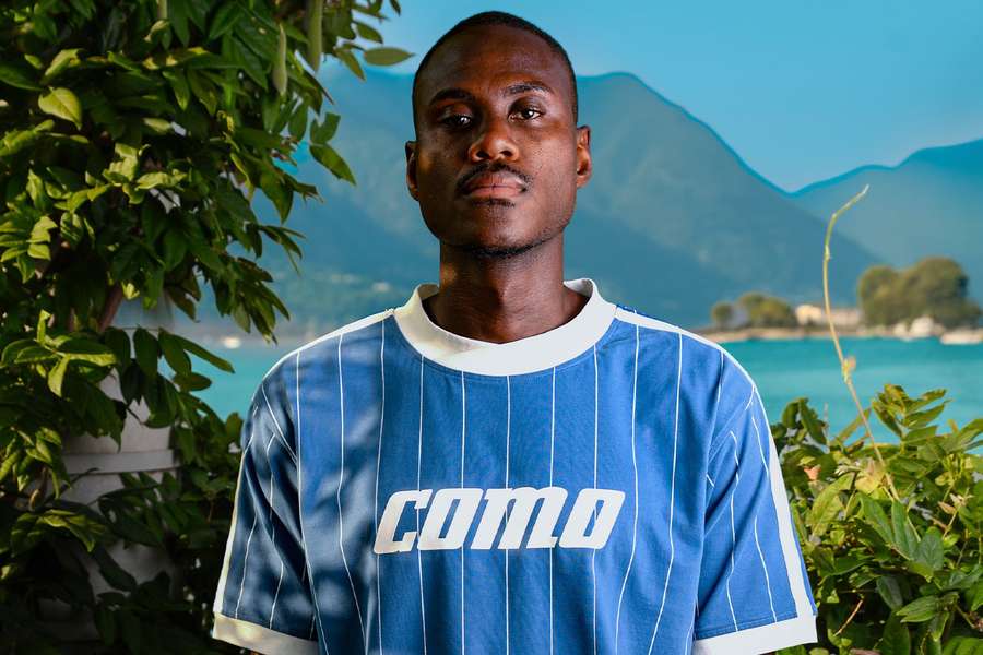 Chalobah je novým hráčem Coma. Chalobah je novým hráčem Coma.