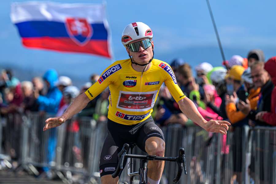 Lennert Van Eetvelt vyhral podujatie Okolo Slovenska. Lennert Van Eetvelt vyhral podujatie Okolo Slovenska.