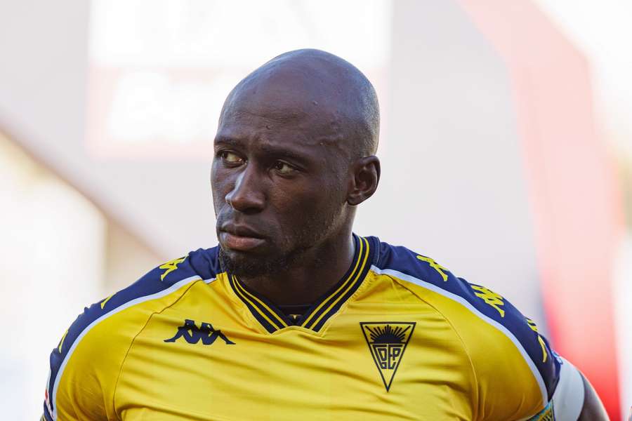 Mangala termina carreira aos 35 anos