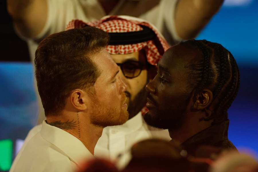 Canelo Alvarez and Terence Crawford during the press conference