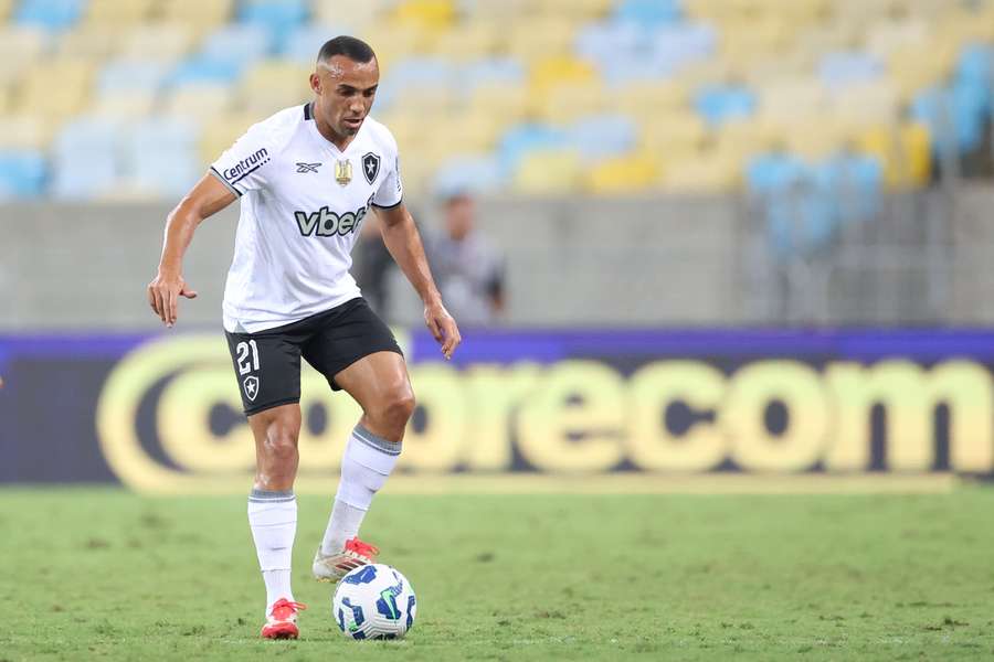 Botafogo vai em busca da classificação