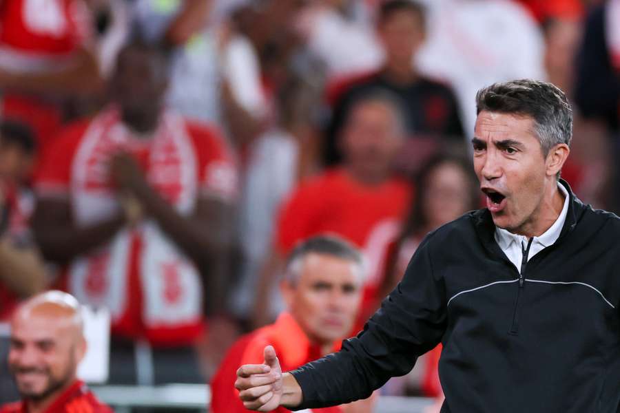 Bruno Lage, treinador do Benfica, festeja vitória diante do Santa Clara