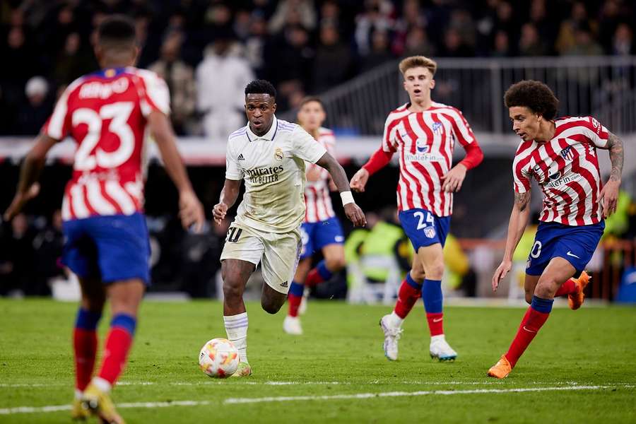 Vinícius Junior vai procurar manter o elevado nível no dérbi entre Real Madrid e Atlético