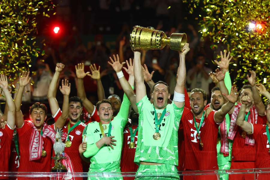 Harry Kanes Hattrick sichert den Titel.