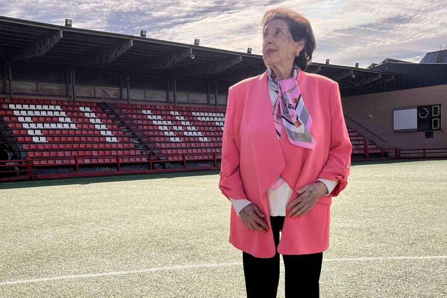 Amelia del Castillo da nombre al campo del Atlético Pinto Amelia del Castillo da nombre al campo del Atlético Pinto