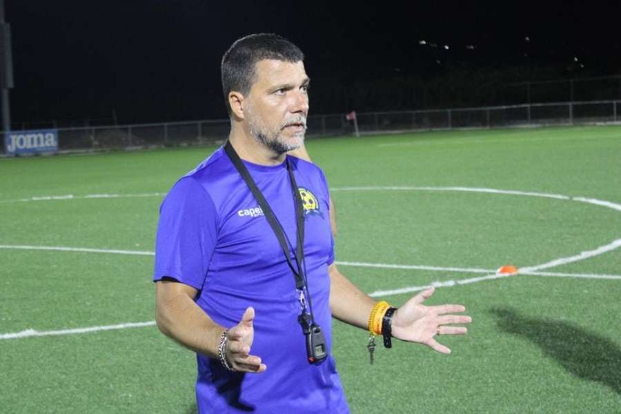 Orlando Costa é o selecionador dos Barbados