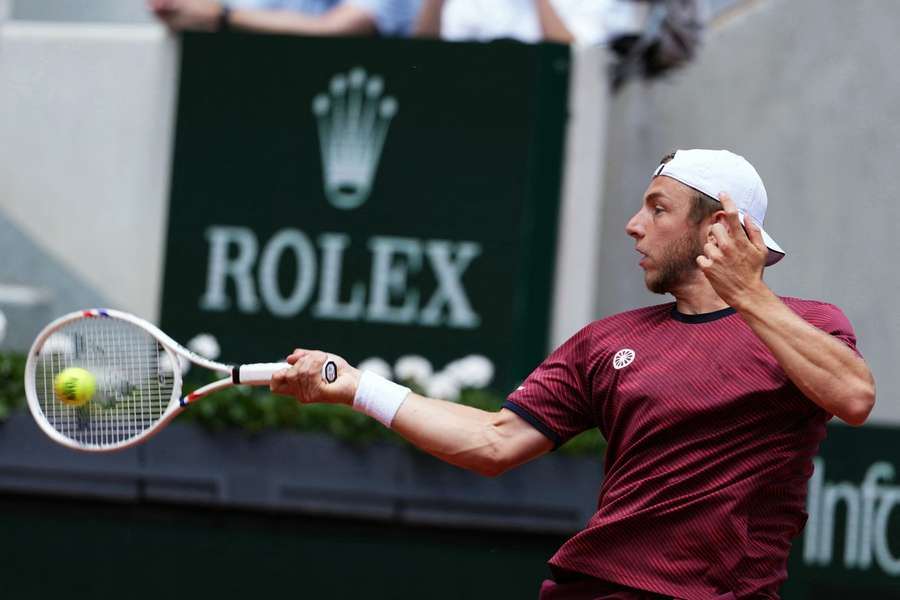 Zverev está nos quartos de final de Roland Garros