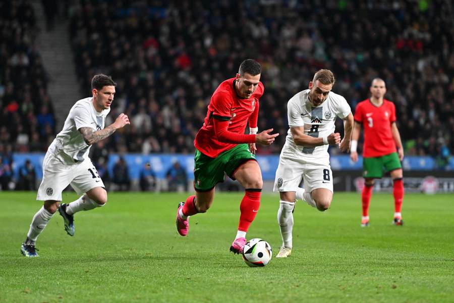 As reações de Portugal à derrota com a Eslovénia (0-2)