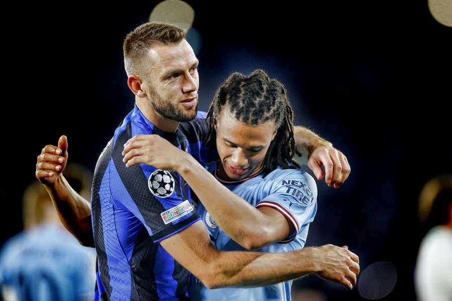 Stefan de Vrij está no Inter desde 2018