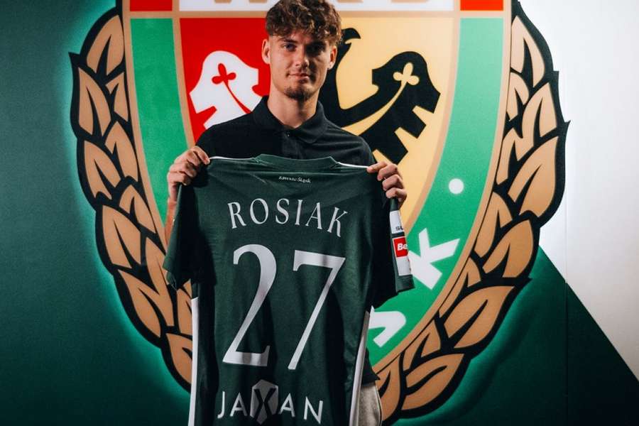 DONE DEAL: Rosiak moves to Poland after rejecting Arsenal contract offer
