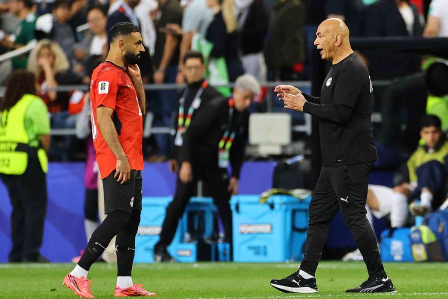 Trener reprezentacji Egiptu, Hossam Hassan: uraz Salaha nie wydaje się poważny