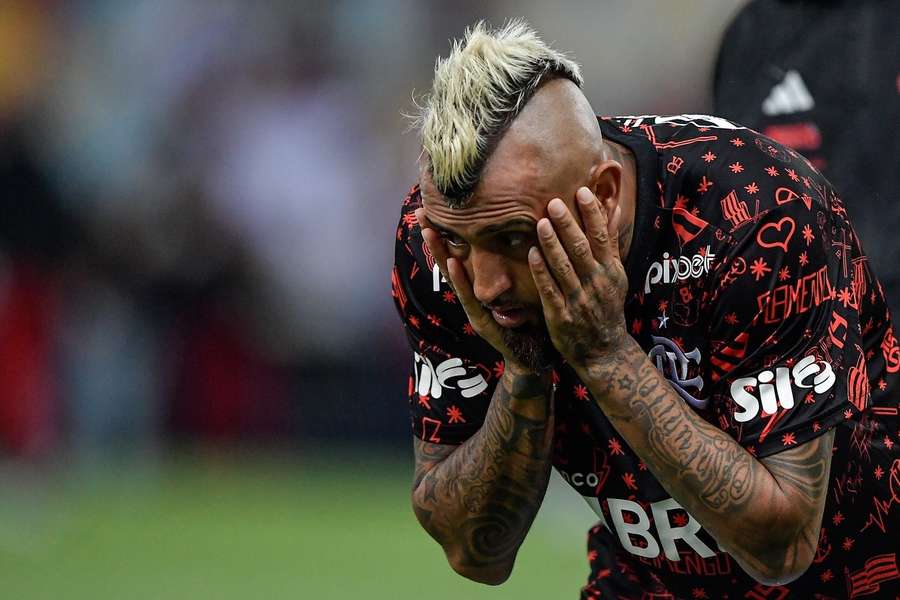 Vidal vai defender o Furacão até o final do ano