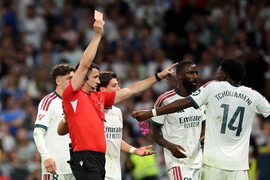 Vinicius a été exclu contre Villarreal Vinicius a été exclu contre Villarreal